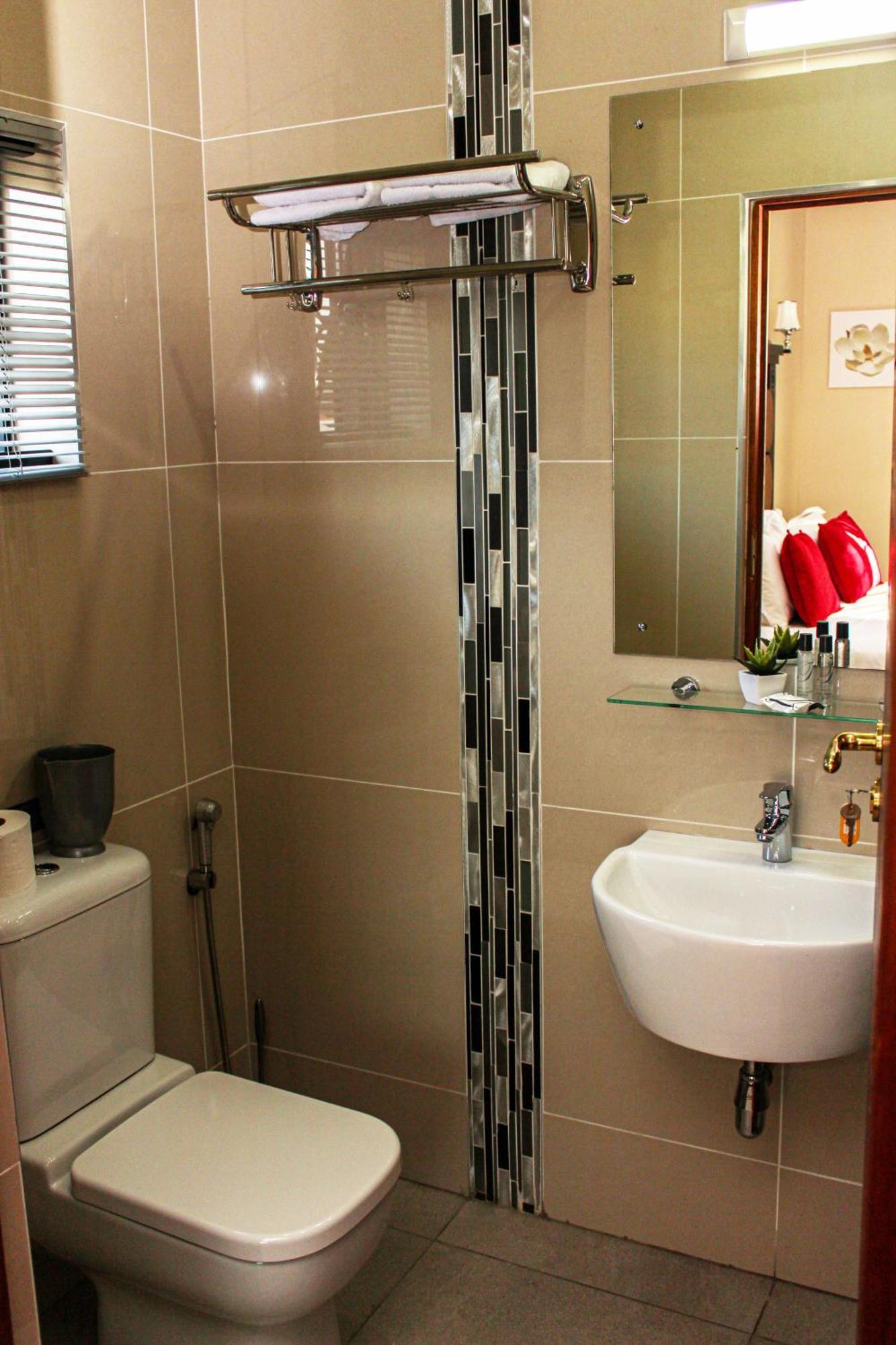 Aqua Stone guest house Mbombela Extérieur photo