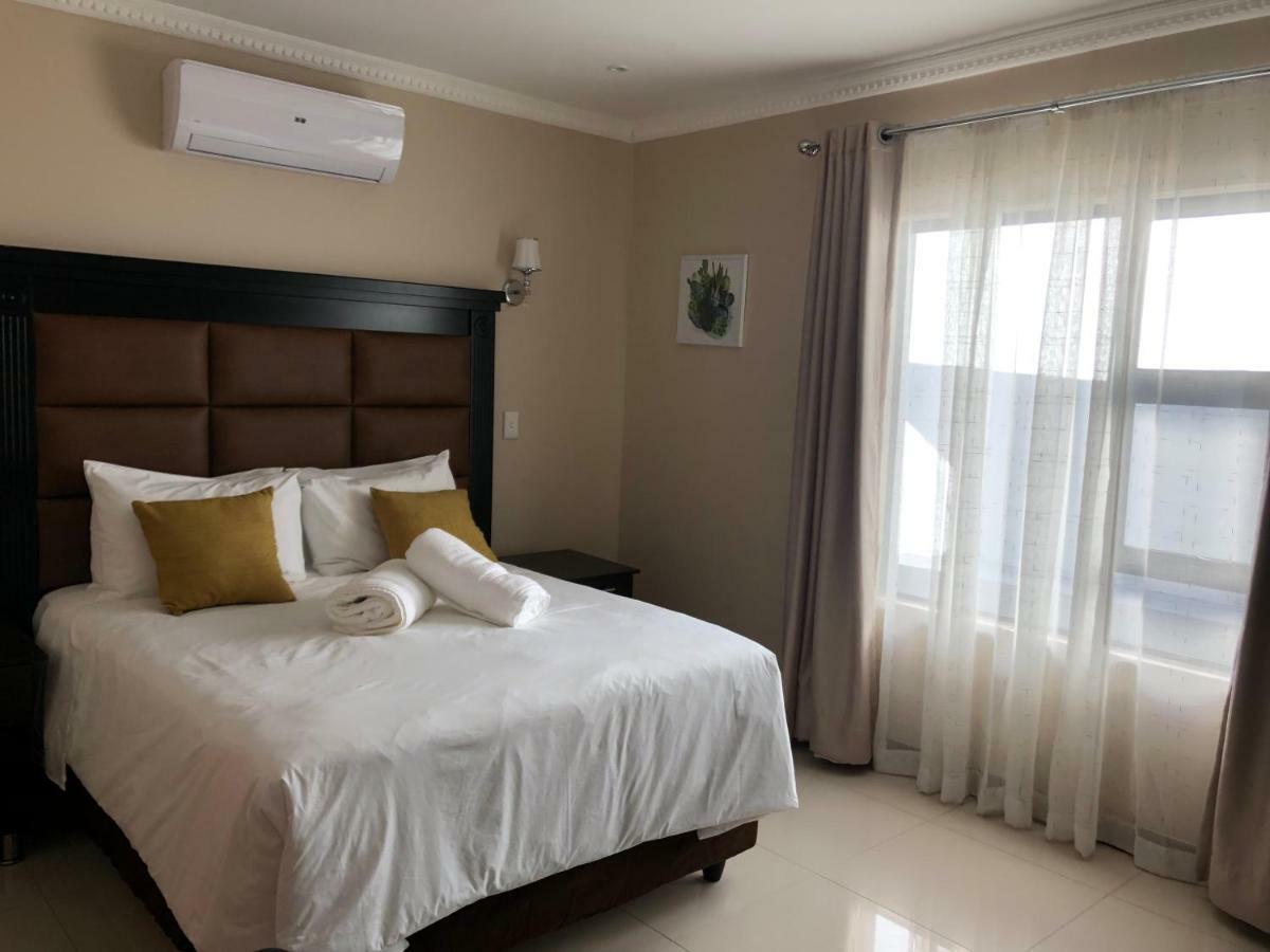 Aqua Stone guest house Mbombela Extérieur photo